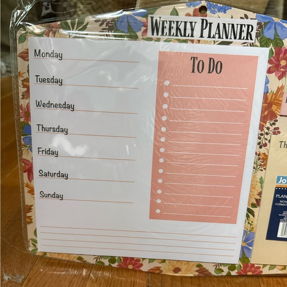 Weekly Agenda Things To Remember & To Do List Planner & Note Pad on a Board NWT - Picture 7 of 8